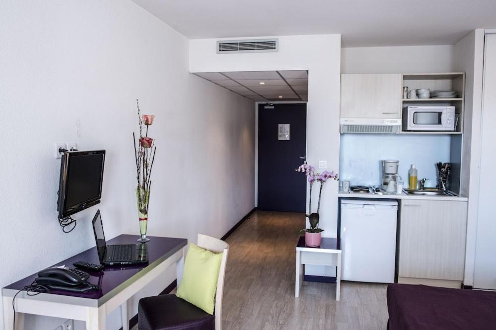 Family Saint Vincent - Studio 2 Pers - 100M Gare Lourdes - Wifi Extérieur photo